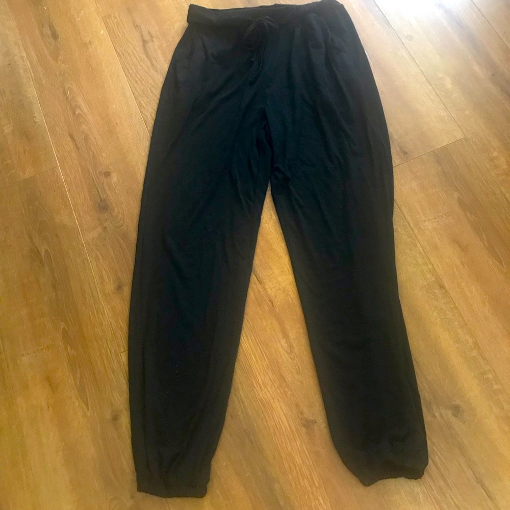 Aibrou Stretch Waist & Ankle Black Cotton Leggings with drawstring | M
